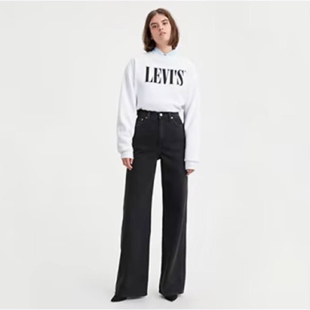 Levi’s Wide leg Ribcage 24 X 34 black roses jeans